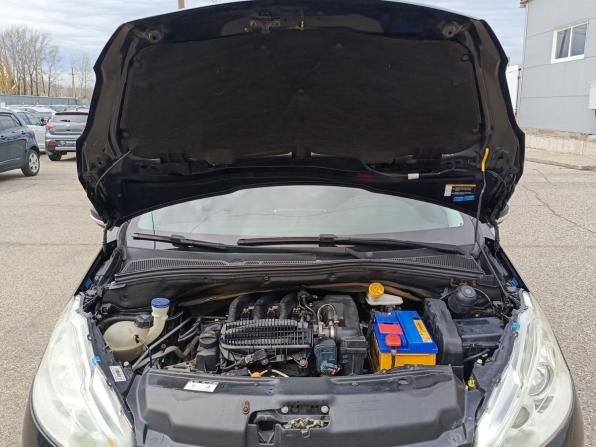 Peugeot 208 I с пробегом 2013 года, цена 570 000 рублей, 166000 км, хэтчбек, Автокод Объявления