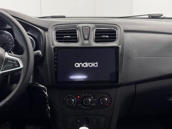 Renault Logan II Рестайлинг с пробегом 2021 года, цена 1 300 700 рублей, 104605 км, седан, Автокод Объявления