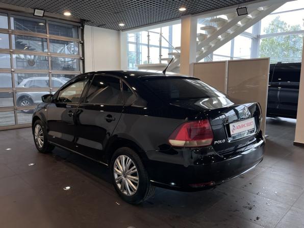 Volkswagen Polo V Рестайлинг с пробегом 2016 года, цена 883 000 рублей, 207003 км, седан, Автокод Объявления