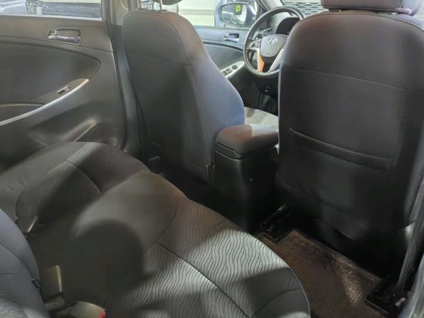 Hyundai Solaris I с пробегом 2012 года, цена 535 000 рублей, 266037 км, седан, Автокод Объявления