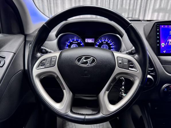 Hyundai ix35 I Рестайлинг с пробегом 2015 года, цена 1 590 000 рублей, 146031 км, внедорожник, Автокод Объявления