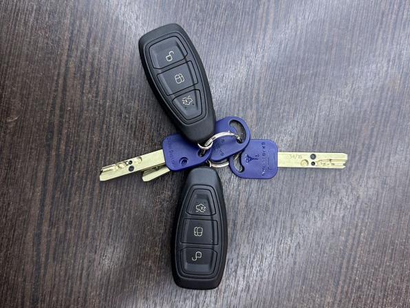 Ford Kuga II с пробегом 2016 года, цена 1 885 000 рублей, 52687 км, внедорожник, Автокод Объявления