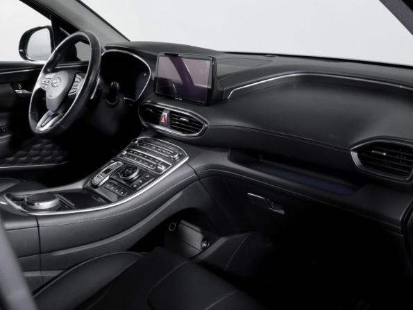Hyundai Santa Fe IV Рестайлинг с пробегом 2022 года, цена 3 990 000 рублей, 48000 км, внедорожник, Автокод Объявления