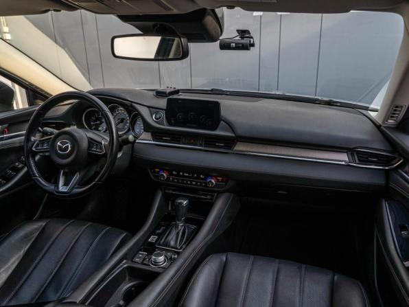 Mazda 6 III (GJ) Рестайлинг 2 с пробегом 2020 года, цена 2 649 000 рублей, 105402 км, седан, Автокод Объявления