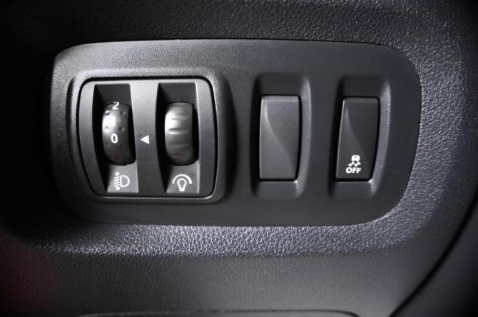 Renault Kaptur I с пробегом 2016 года, цена 1 459 000 рублей, 132235 км, внедорожник, Автокод Объявления