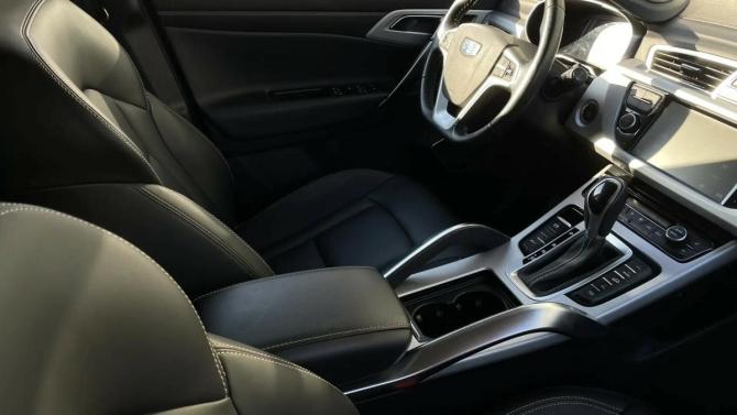 Geely Atlas I с пробегом 2018 года, цена 1 490 000 рублей, 134586 км, внедорожник, Автокод Объявления
