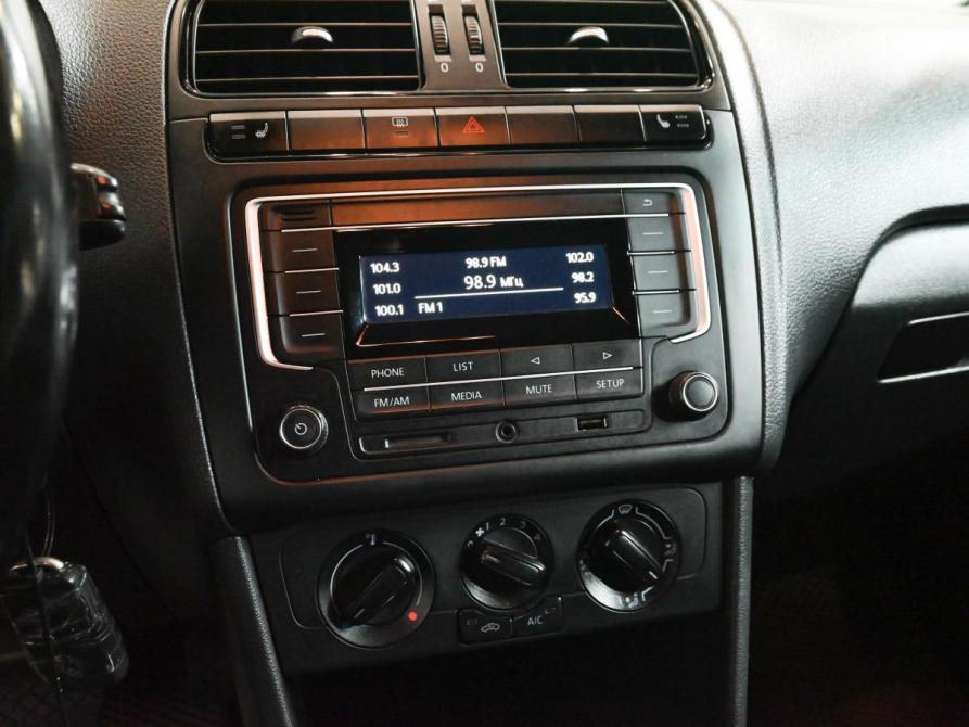 Volkswagen Polo V Рестайлинг Екатеринбург  - изображение 14