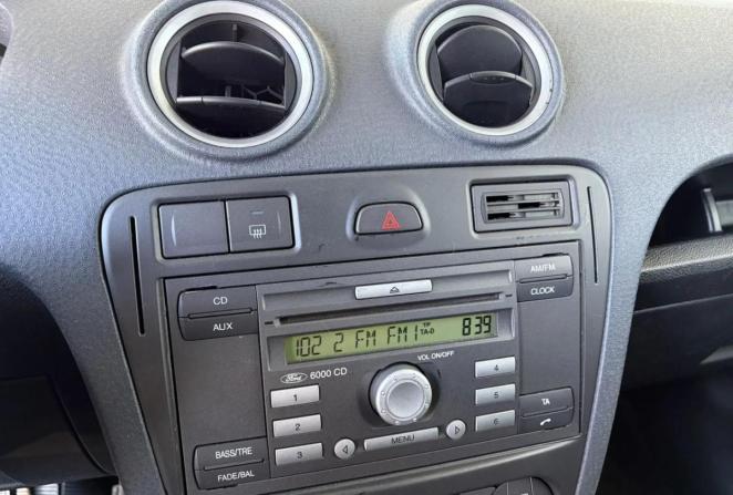 Ford Fusion I Рестайлинг с пробегом 2007 года, цена 360 000 рублей, 145318 км, хэтчбек, Автокод Объявления