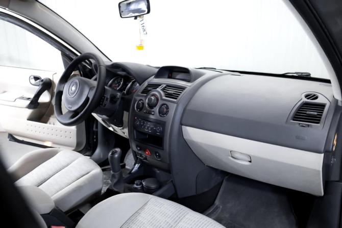 Renault Megane II Рестайлинг с пробегом 2007 года, цена 465 000 рублей, 176222 км, седан, Автокод Объявления