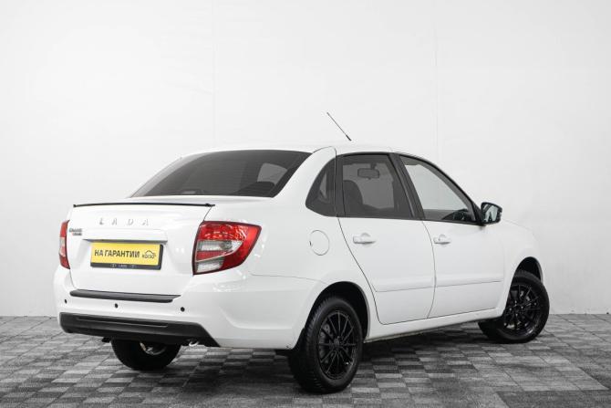 Lada (ВАЗ) Granta I Рестайлинг с пробегом 2019 года, цена 739 000 рублей, 111000 км, седан, Автокод Объявления