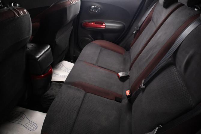 Nissan Juke I с пробегом 2012 года, цена 1 199 000 рублей, 171435 км, внедорожник, Автокод Объявления