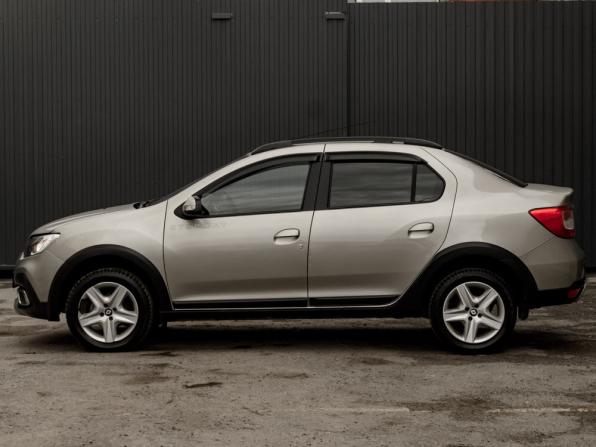 Renault Logan II Рестайлинг с пробегом 2019 года, цена 800 000 рублей, 172728 км, седан, Автокод Объявления