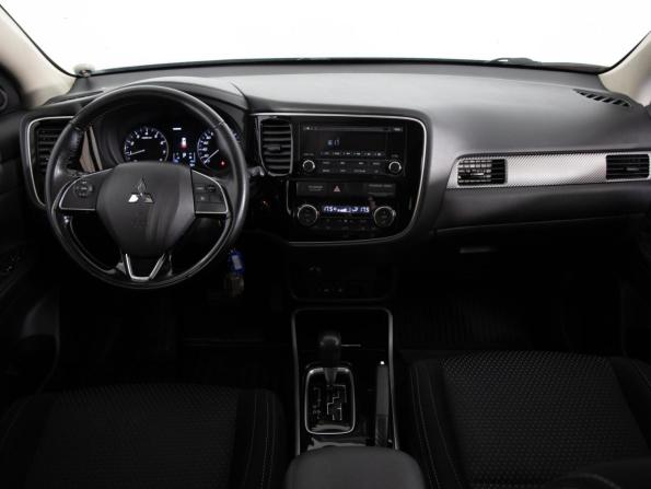Mitsubishi Outlander III Рестайлинг 2 с пробегом 2017 года, цена 1 499 000 рублей, 245969 км, внедорожник, Автокод Объявления