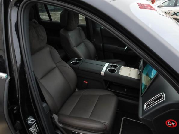 Li Auto (Lixiang) L9 I с пробегом 2024 года, цена 5 899 000 рублей, 52606 км, внедорожник, Автокод Объявления