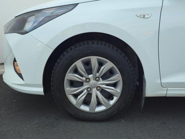 Hyundai Solaris II Рестайлинг с пробегом 2020 года, цена 1 670 000 рублей, 60000 км, седан, Автокод Объявления