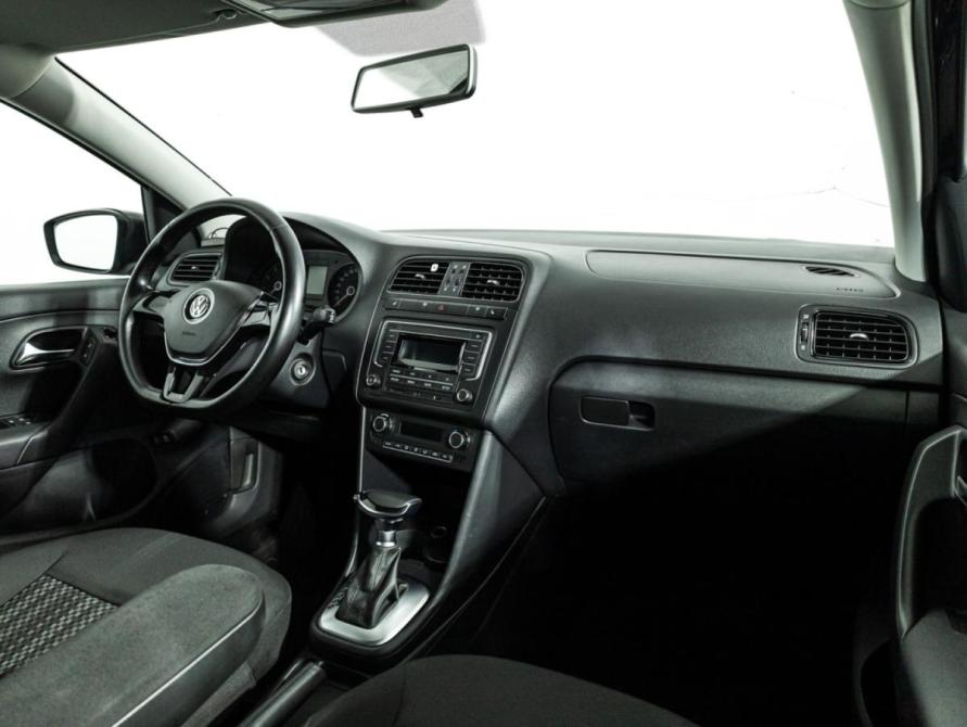 Volkswagen Polo V Рестайлинг Санкт-Петербург  - изображение 9