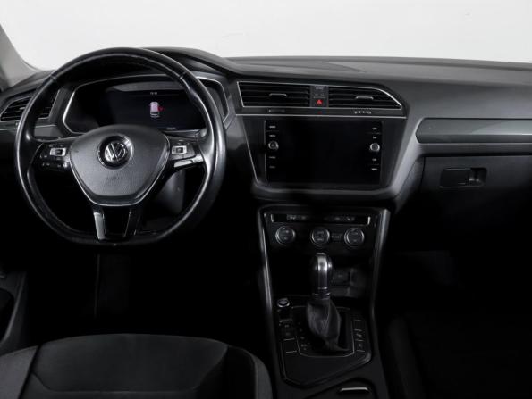 Volkswagen Tiguan II с пробегом 2017 года, цена 1 830 000 рублей, 195754 км, внедорожник, Автокод Объявления