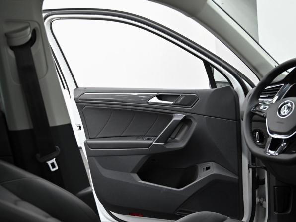 Volkswagen Tiguan II с пробегом 2018 года, цена 2 349 000 рублей, 96000 км, внедорожник, Автокод Объявления