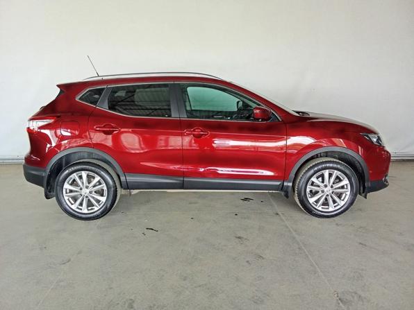 Nissan Qashqai II с пробегом 2015 года, цена 1 585 000 рублей, 113000 км, внедорожник, Автокод Объявления