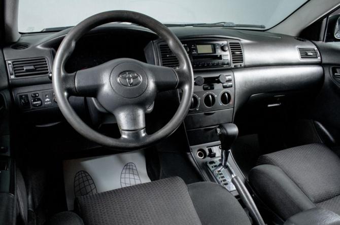 Toyota Corolla IX (E120 E130) Рестайлинг с пробегом 2006 года, цена 619 000 рублей, 260000 км, хэтчбек, Автокод Объявления