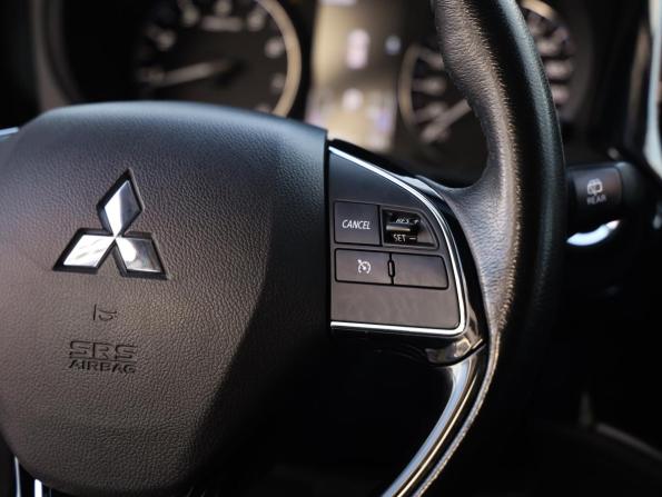 Mitsubishi Outlander III Рестайлинг 2 с пробегом 2018 года, цена 1 948 777 рублей, 112500 км, внедорожник, Автокод Объявления