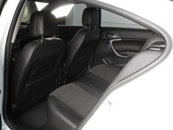 Opel Insignia I с пробегом 2012 года, цена 1 029 000 рублей, 146186 км, седан, Автокод Объявления
