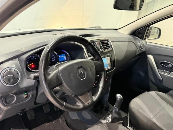 Renault Logan II с пробегом 2015 года, цена 500 000 рублей, 235500 км, седан, Автокод Объявления