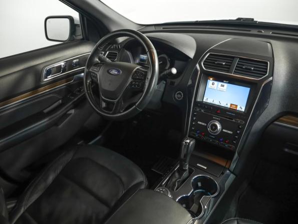 Ford Explorer V Рестайлинг с пробегом 2017 года, цена 2 749 000 рублей, 149481 км, внедорожник, Автокод Объявления