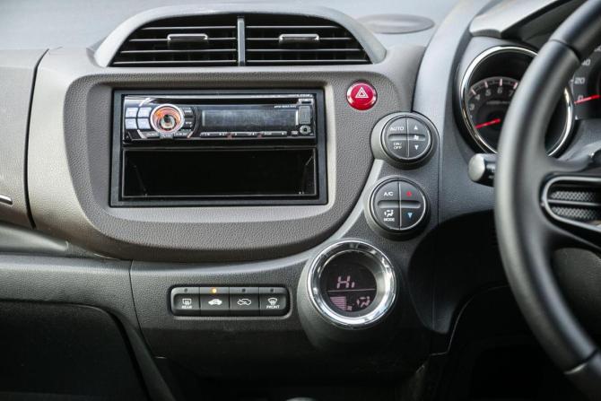 Honda Fit Shuttle I с пробегом 2011 года, цена 948 000 рублей, 94000 км, универсал, Автокод Объявления