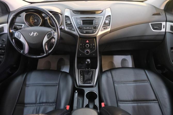 Hyundai Elantra V (MD) Рестайлинг с пробегом 2015 года, цена 1 419 000 рублей, 155000 км, седан, Автокод Объявления
