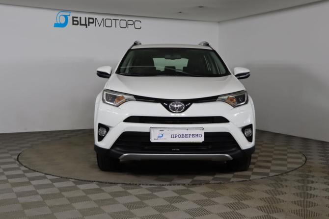 Toyota RAV4 IV (XA40) Рестайлинг с пробегом 2016 года, цена 2 289 990 рублей, 93285 км, внедорожник, Автокод Объявления