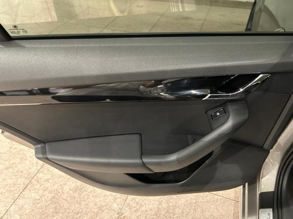 Skoda Octavia III (A7) с пробегом 2016 года, цена 1 349 000 рублей, 221489 км, лифтбек, Автокод Объявления