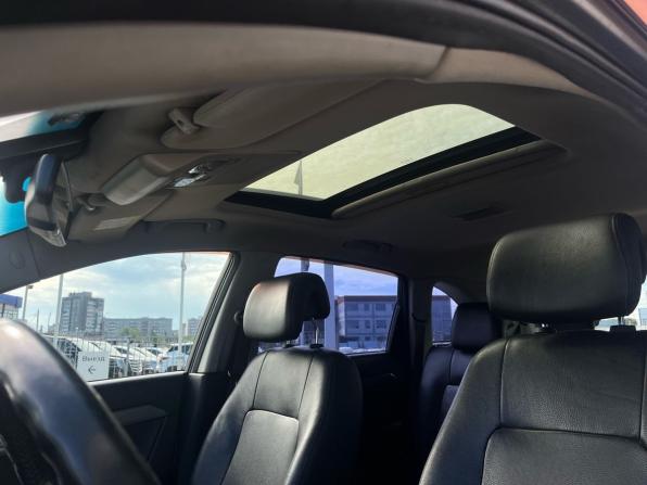 Chevrolet Captiva I Рестайлинг с пробегом 2012 года, цена 1 090 000 рублей, 223857 км, внедорожник, Автокод Объявления