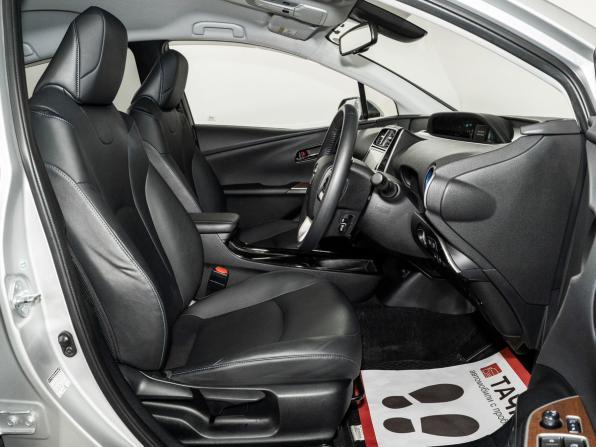 Toyota Prius IV (XW50) с пробегом 2016 года, цена 1 449 500 рублей, 113158 км, лифтбек, Автокод Объявления