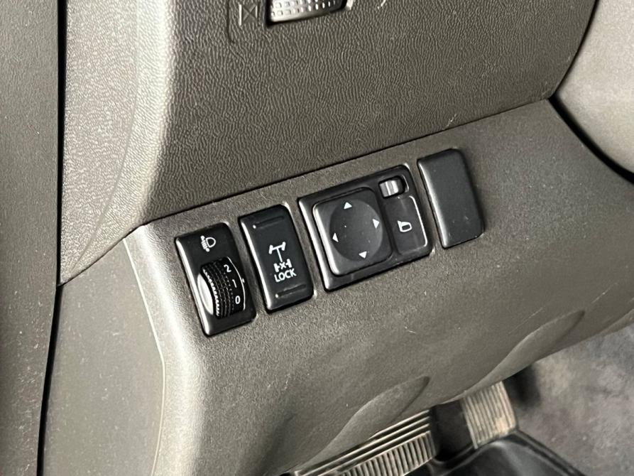 Nissan Navara (Frontier) III (D40) Рестайлинг Оренбург  - изображение 13