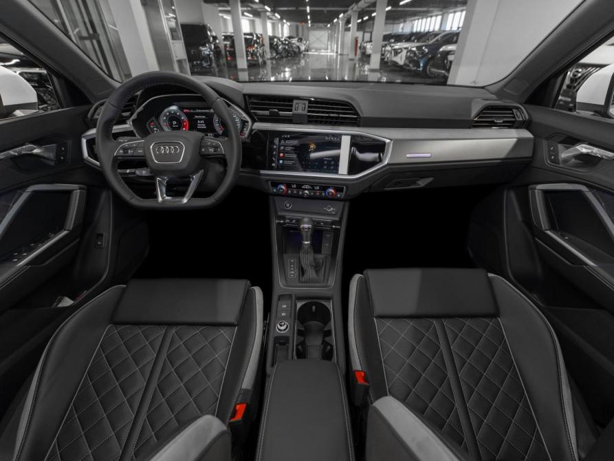 Audi Q3 II (F3) Москва  - изображение 8