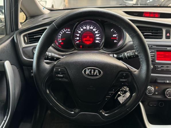 Kia Ceed II с пробегом 2013 года, цена 699 000 рублей, 184066 км, хэтчбек, Автокод Объявления