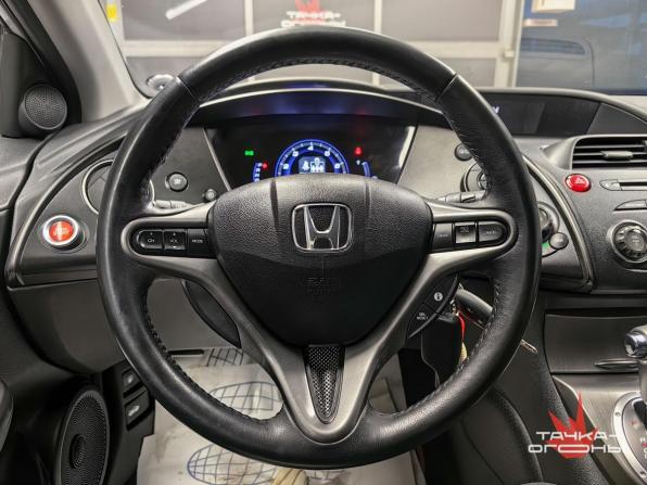 Honda Civic VIII Рестайлинг с пробегом 2011 года, цена 888 000 рублей, 151000 км, хэтчбек, Автокод Объявления