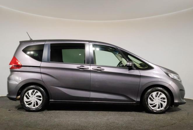 Honda Freed II с пробегом 2019 года, цена 1 490 000 рублей, 96084 км, компактвэн, Автокод Объявления