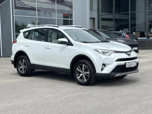 Toyota RAV4 IV (XA40) Рестайлинг с пробегом 2018 года, цена 2 450 000 рублей, 161114 км, внедорожник, Автокод Объявления