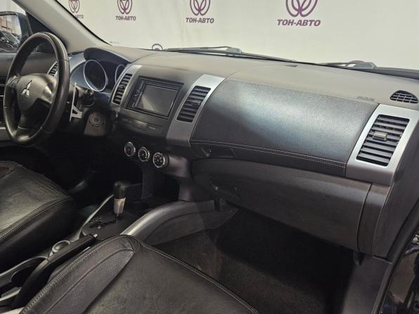 Mitsubishi Outlander II Рестайлинг с пробегом 2010 года, цена 957 000 рублей, 226085 км, внедорожник, Автокод Объявления