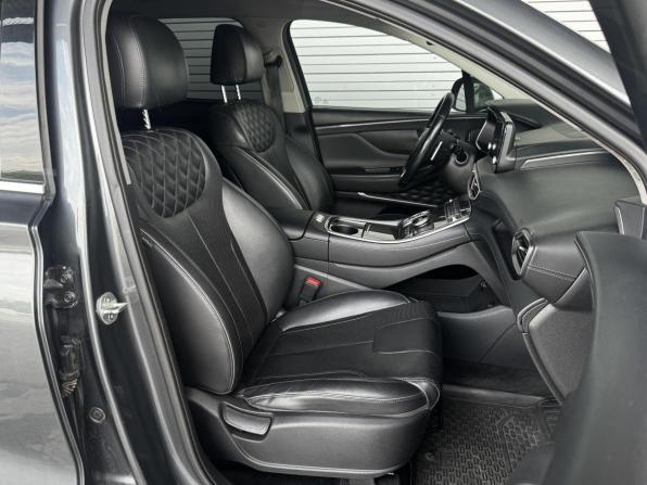 Hyundai Santa Fe IV Рестайлинг с пробегом 2021 года, цена 2 895 000 рублей, 147955 км, внедорожник, Автокод Объявления