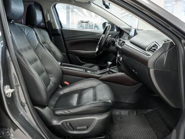 Mazda 6 III (GJ) Рестайлинг с пробегом 2017 года, цена 1 712 000 рублей, 201308 км, седан, Автокод Объявления