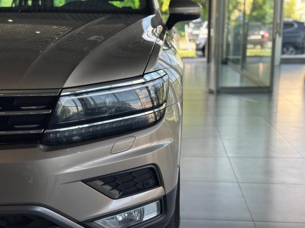 Volkswagen Tiguan II с пробегом 2017 года, цена 2 595 000 рублей, 99000 км, внедорожник, Автокод Объявления