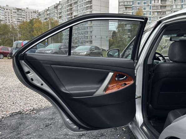 Toyota Camry VI (XV40) Рестайлинг с пробегом 2010 года, цена 1 199 000 рублей, 301969 км, седан, Автокод Объявления