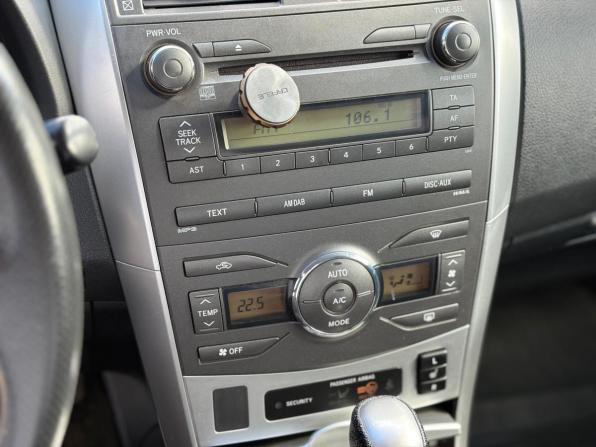 Toyota Corolla X (E140 E150) Рестайлинг с пробегом 2010 года, цена 1 072 000 рублей, 211075 км, седан, Автокод Объявления