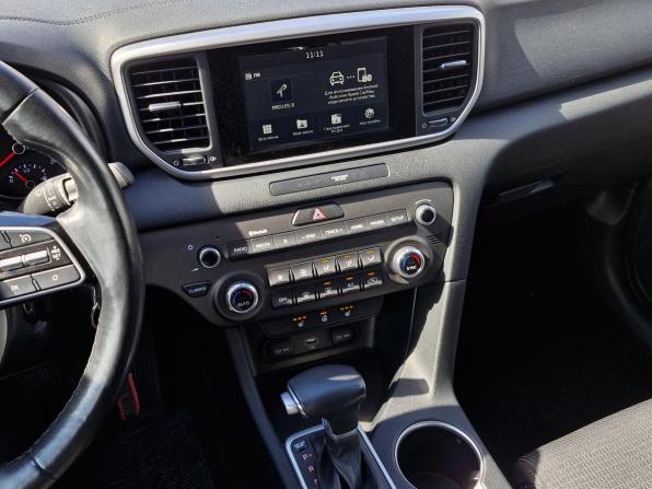 Kia Sportage IV Рестайлинг с пробегом 2018 года, цена 2 259 000 рублей, 80438 км, внедорожник, Автокод Объявления