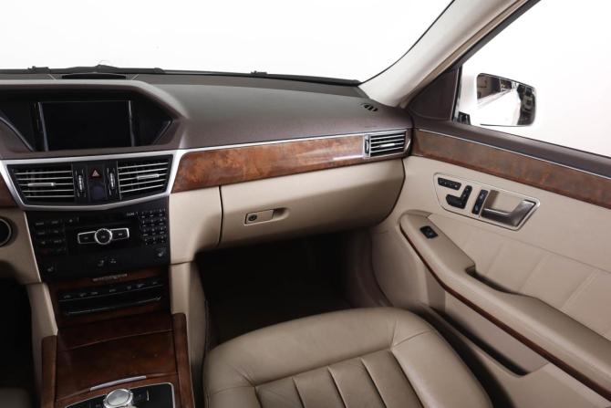 Mercedes-Benz E-Класс IV (W212 S212 C207) с пробегом 2012 года, цена 1 999 000 рублей, 240368 км, седан, Автокод Объявления