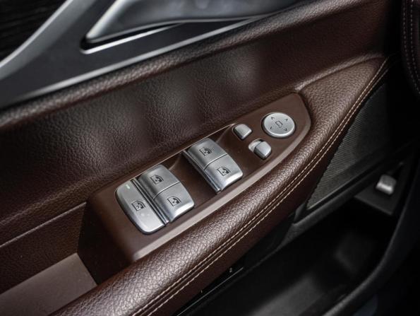 BMW 7 серии VI (G11/G12) с пробегом 2018 года, цена 4 350 000 рублей, 97857 км, седан, Автокод Объявления