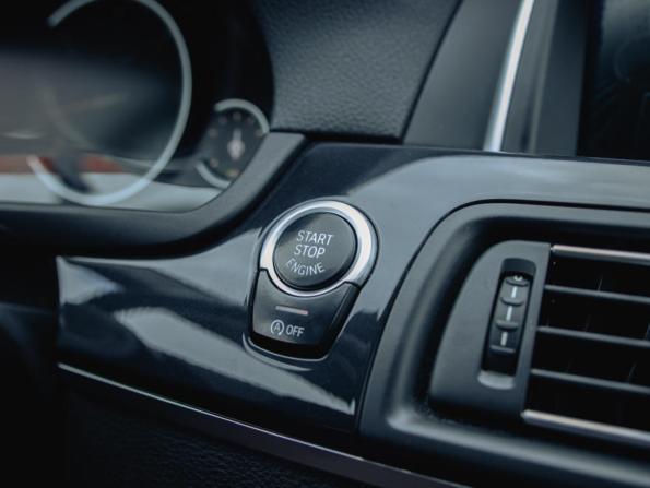 BMW 5 серии VI (F10/F11/F07) Рестайлинг с пробегом 2013 года, цена 1 685 000 рублей, 374492 км, седан, Автокод Объявления